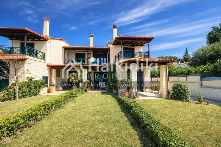 Image No.16-3 Bed Townhouse for sale