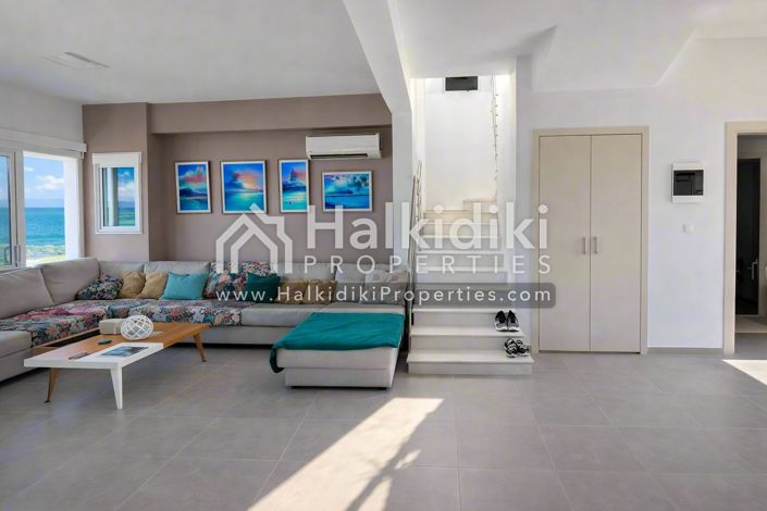 Image No.2-3 Bed Villa for sale