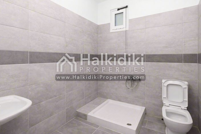 Image No.21-6 Bed Townhouse for sale