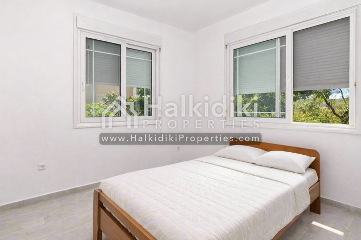 Image No.25-6 Bed Townhouse for sale