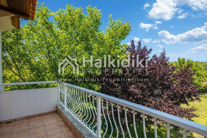 Image No.9-6 Bed Townhouse for sale