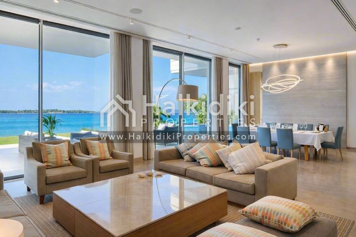 Image No.20-8 Bed Villa for sale