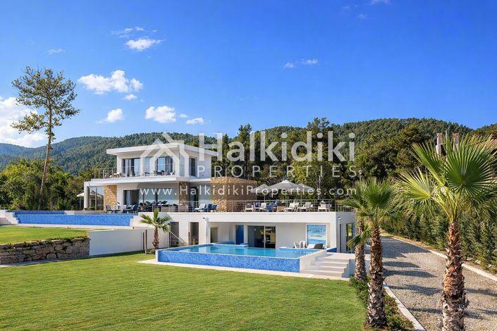 Image No.25-8 Bed Villa for sale
