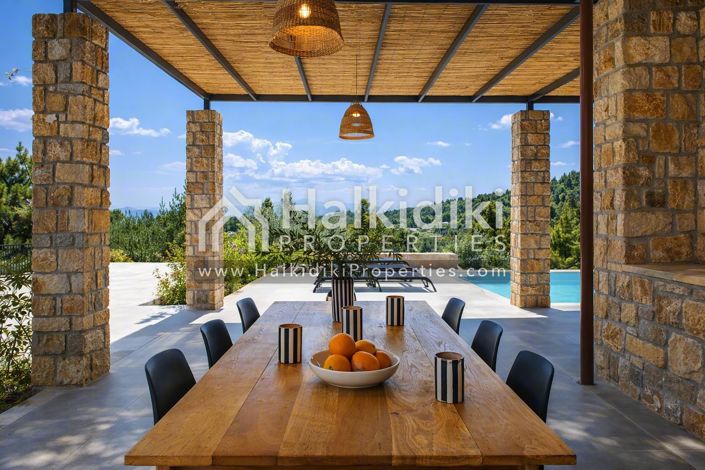 Image No.3-4 Bed Villa for sale