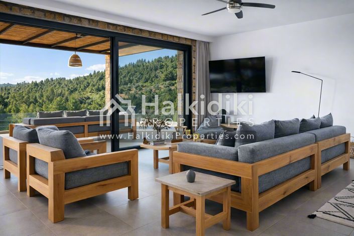 Image No.6-4 Bed Villa for sale