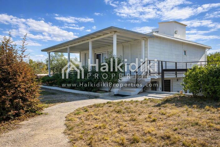 Image No.8-3 Bed Villa for sale