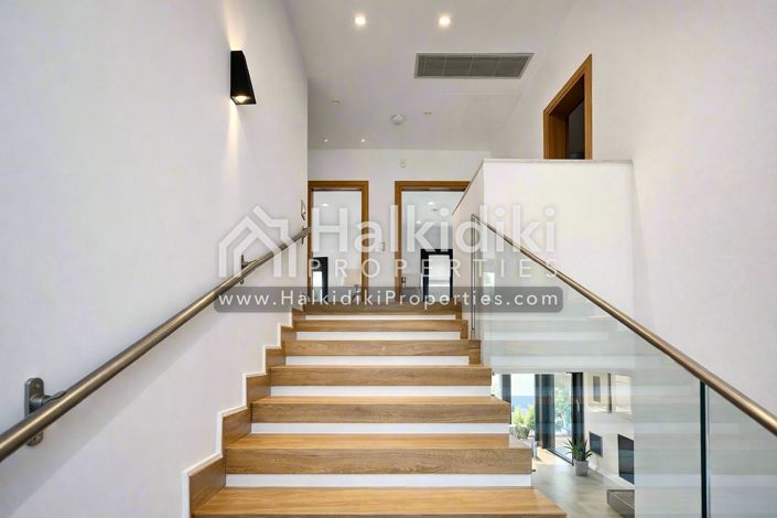 Image No.14-4 Bed Villa for sale