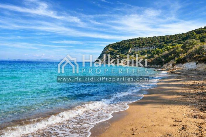 Image No.9-5 Bed House for sale