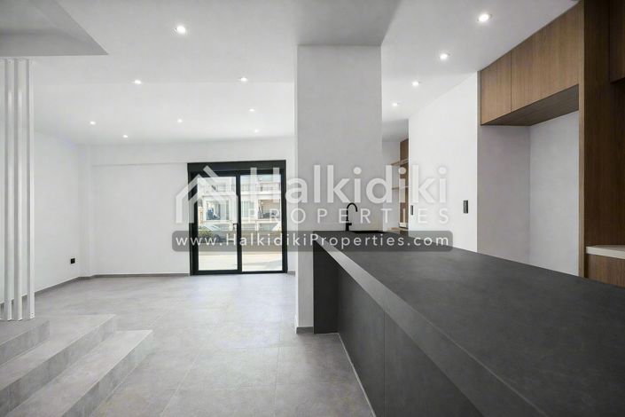 Image No.26-3 Bed Townhouse for sale