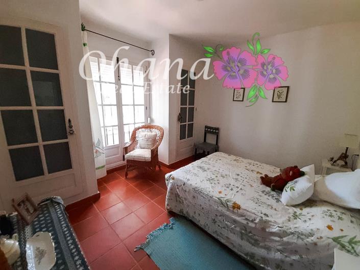 Image No.18-3 Bed Country House for sale