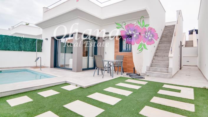 Image No.2-2 Bed Villa / Detached for sale