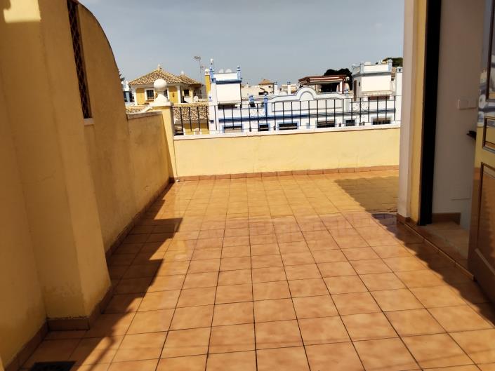 Image No.29-2 Bed Townhouse for sale