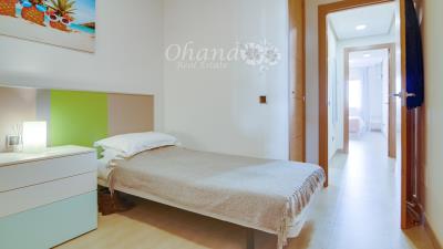 Calle-Infanta-Cristina--120-of-71--compressed