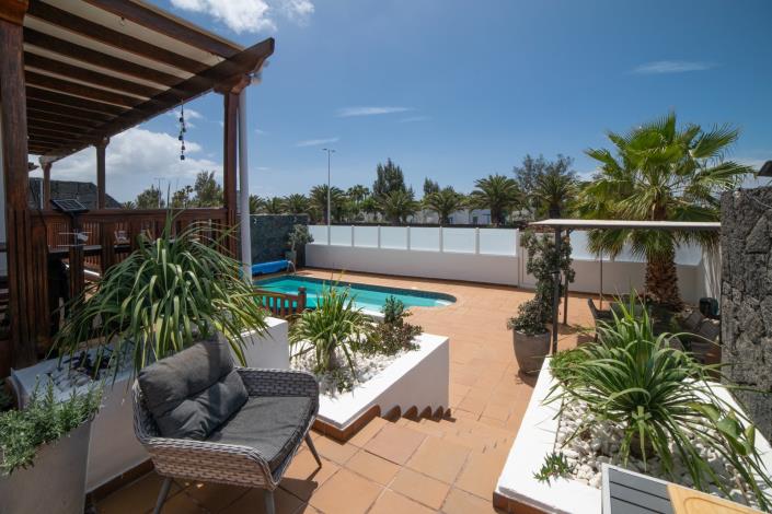 Image No.3-5 Bed Villa for sale
