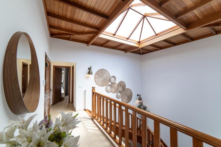 Image No.5-5 Bed Villa for sale