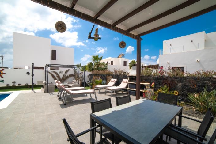 Image No.21-3 Bed Villa for sale