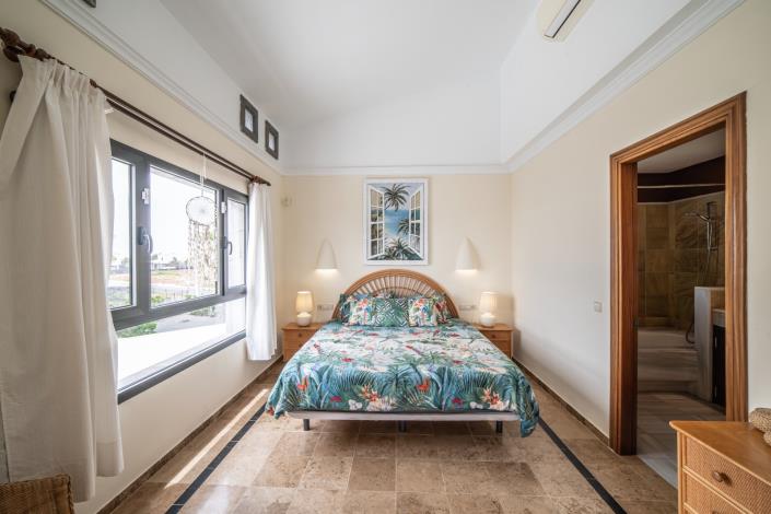 Image No.17-3 Bed Villa / Detached for sale