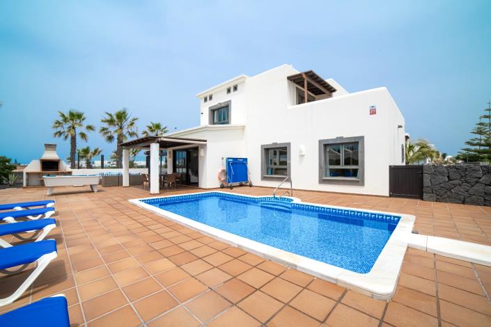 Image No.29-3 Bed Villa / Detached for sale