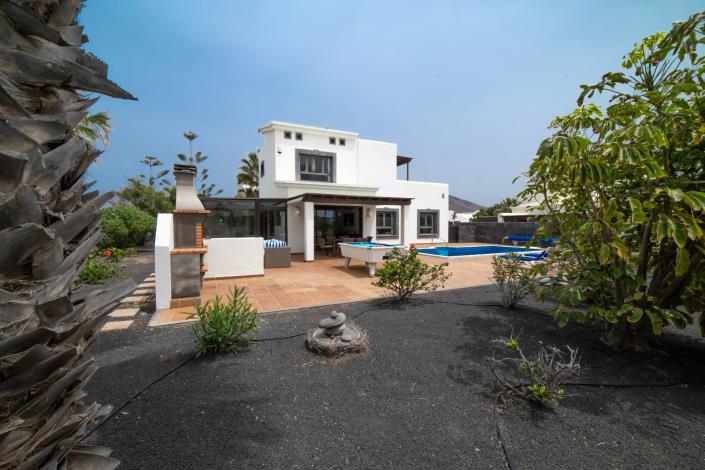 Image No.31-3 Bed Villa / Detached for sale