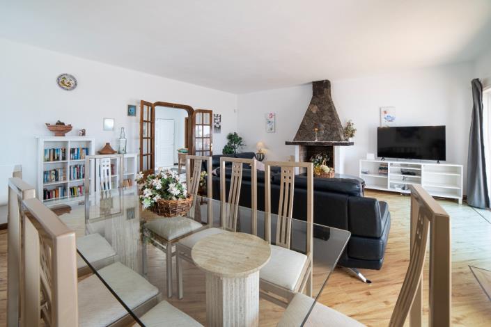 Image No.5-5 Bed Villa / Detached for sale