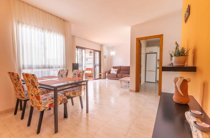 Image No.8-2 Bed Semi-Detached for sale