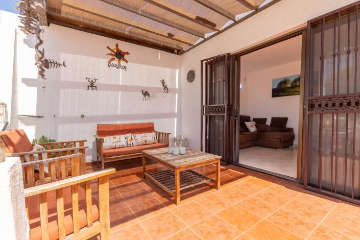 Image No.23-2 Bed Semi-Detached for sale