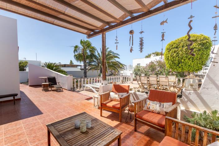 Image No.24-2 Bed Semi-Detached for sale