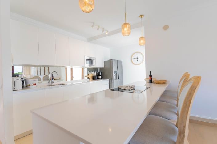 Image No.9-5 Bed Semi-Detached for sale