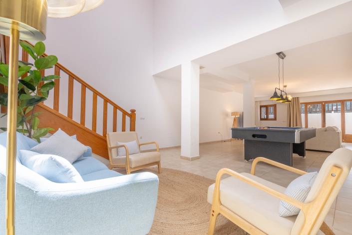 Image No.25-5 Bed Semi-Detached for sale