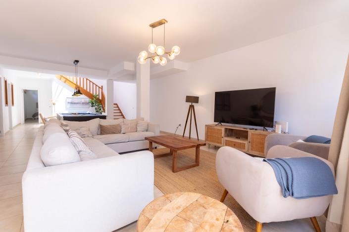 Image No.29-5 Bed Semi-Detached for sale