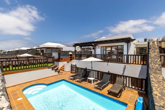 Image No.43-5 Bed Semi-Detached for sale