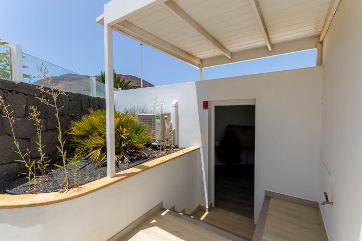 Image No.39-5 Bed Villa / Detached for sale