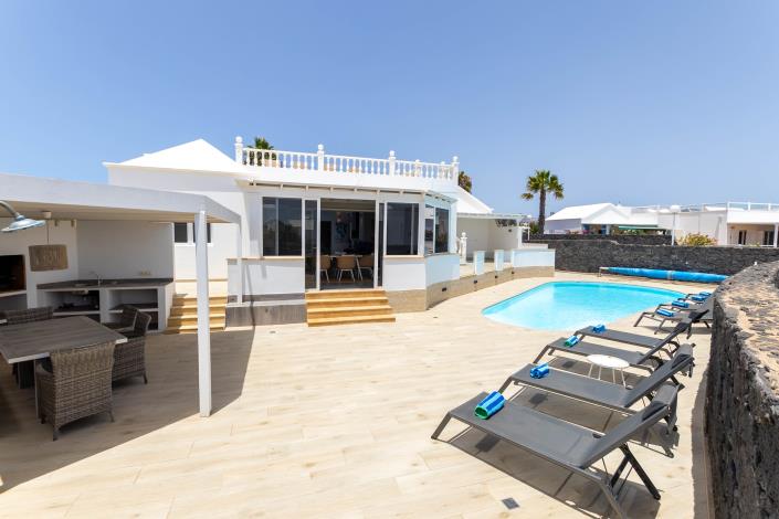 Image No.41-5 Bed Villa / Detached for sale