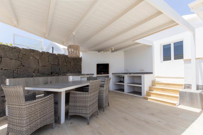 Image No.43-5 Bed Villa / Detached for sale