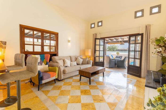 Image No.5-2 Bed Villa / Detached for sale