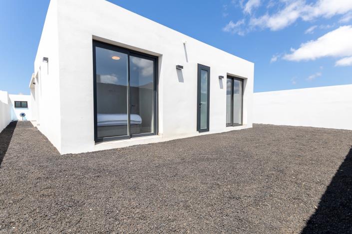 Image No.25-3 Bed Villa / Detached for sale
