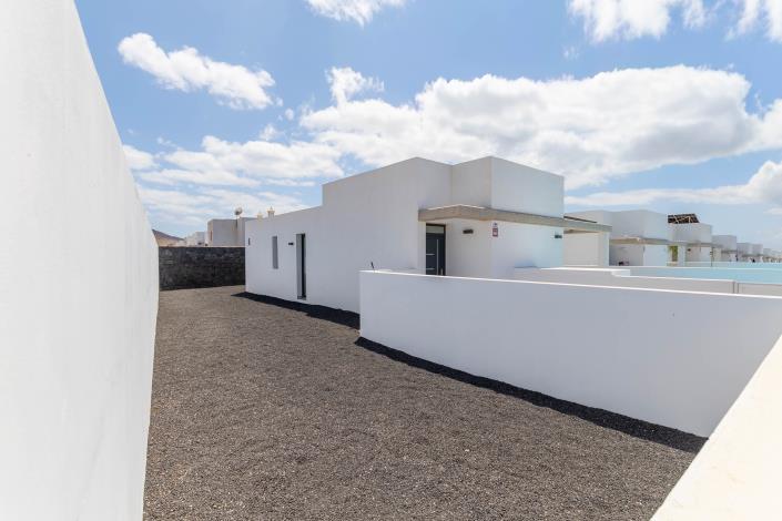 Image No.26-3 Bed Villa / Detached for sale