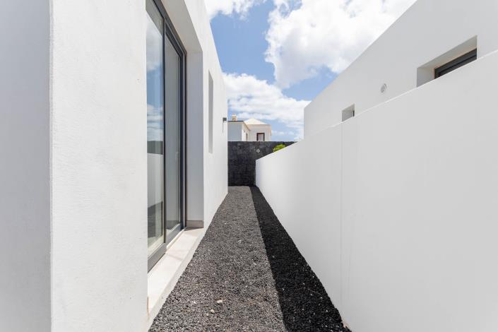 Image No.27-3 Bed Villa / Detached for sale