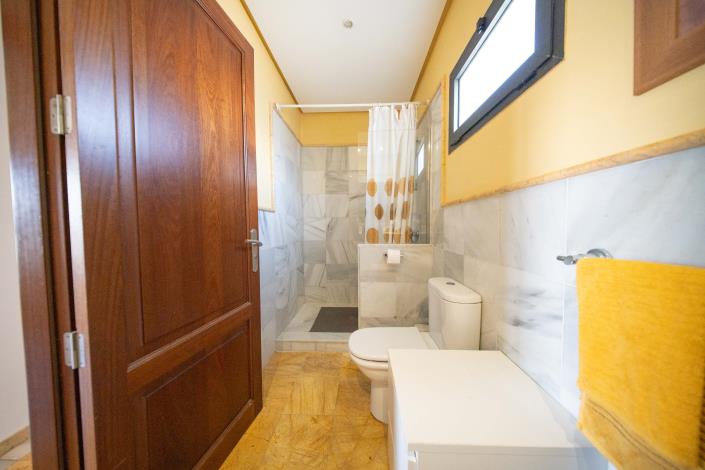 Image No.22-2 Bed Villa / Detached for sale