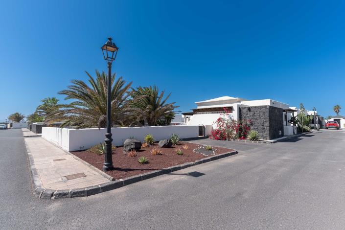 Image No.39-2 Bed Villa / Detached for sale