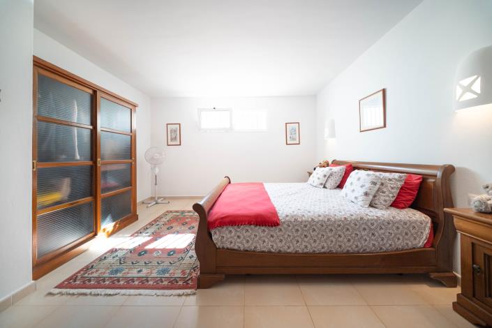Image No.10-4 Bed Villa / Detached for sale