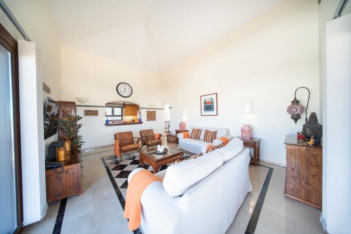 Image No.20-4 Bed Villa / Detached for sale