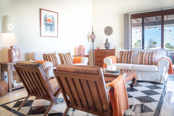Image No.24-4 Bed Villa / Detached for sale