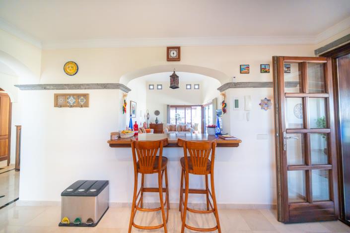 Image No.27-4 Bed Villa / Detached for sale