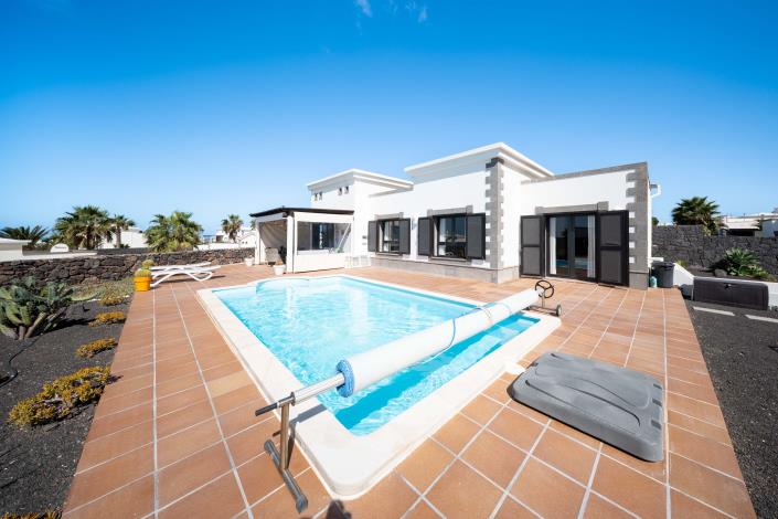 Image No.51-4 Bed Villa / Detached for sale