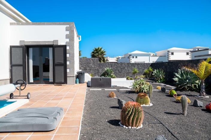 Image No.53-4 Bed Villa / Detached for sale