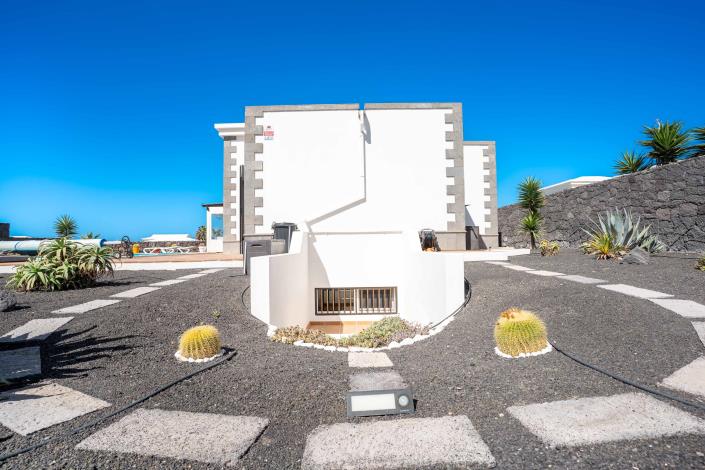 Image No.55-4 Bed Villa / Detached for sale