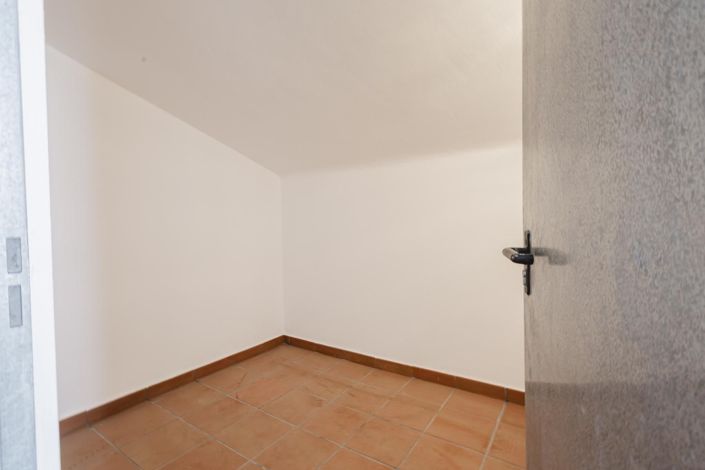 Image No.29-2 Bed Penthouse for sale