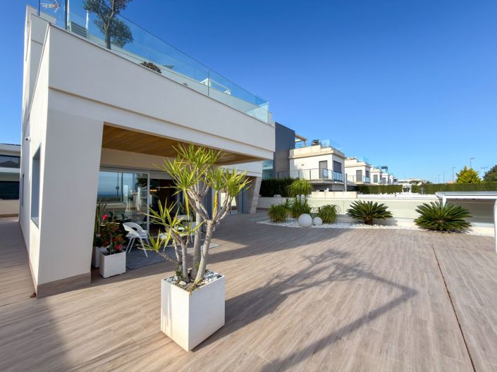 Image No.30-4 Bed Villa for sale