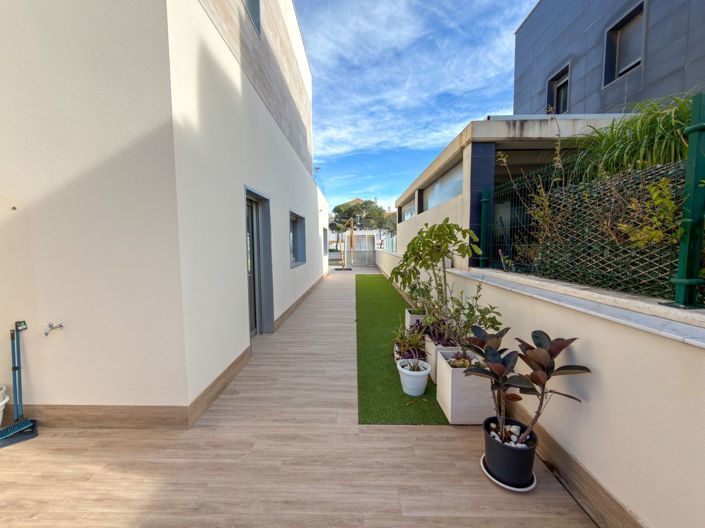 Image No.31-4 Bed Villa for sale